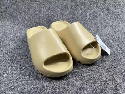 wholesale quality yeezy slide model no. 10