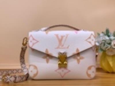 cheap quality Louis Vuitton M23055 Pochette Metis apricot